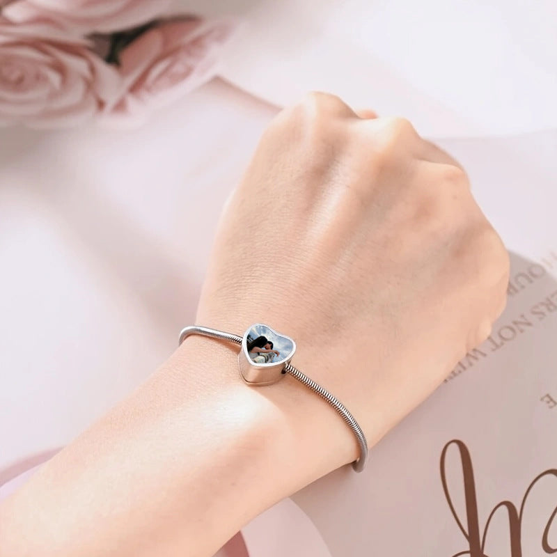 Personalized Silver Plated Heart Shaped Bracelet Custom Heat Transfer Photo For Couple